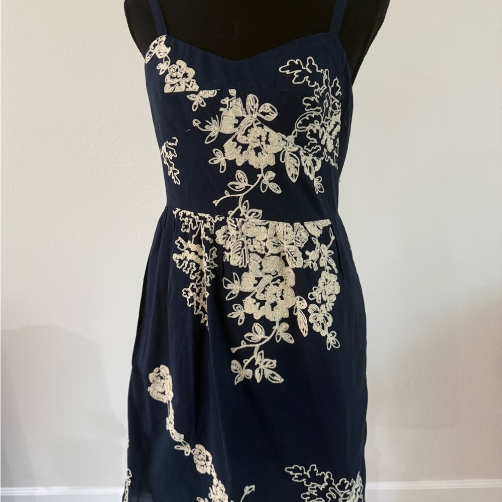 NWT J Crew Mirabel garden lawn navy blue cotton embroidered mini dress